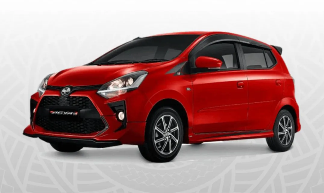 Toyota Agya rouge à boîte manuelle – voir nos voitures